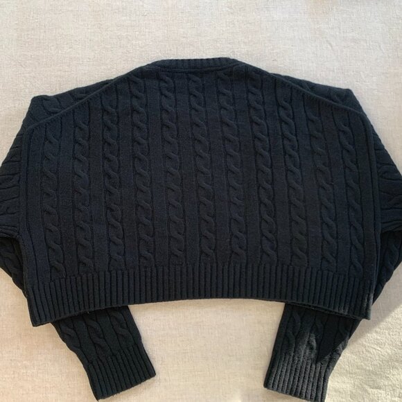Aritzia Peggy Cropped Sweater — Black (Cable Knit) | Size L - Picture 3 of 4